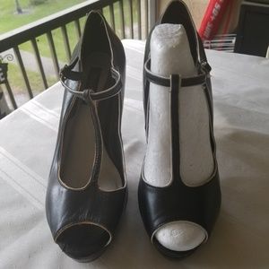 *PRE LOVED* White House Black Market T-Strap Heels